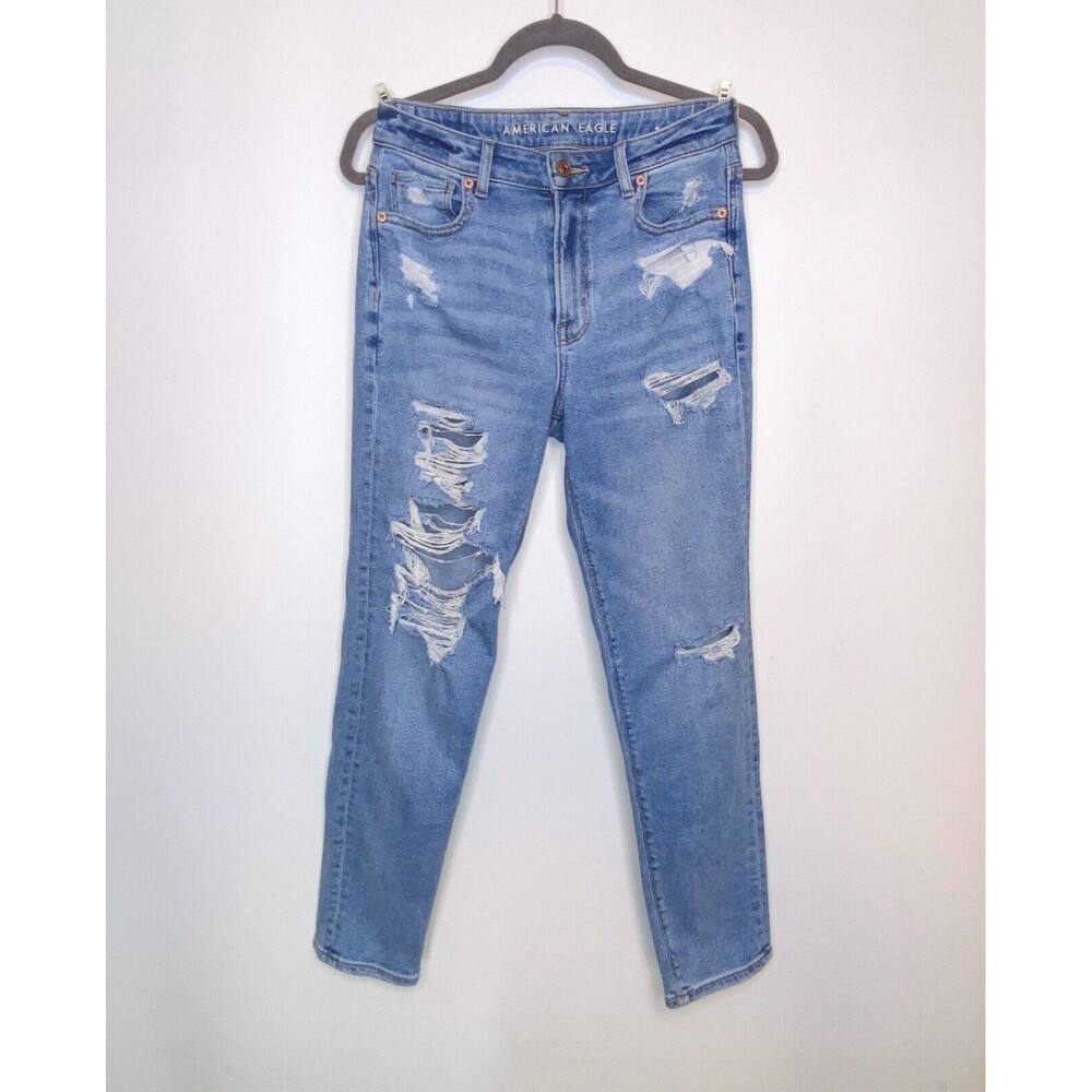American Eagle Womens Size 2/28 High Rise Mom Jeans Light Wash Distressed